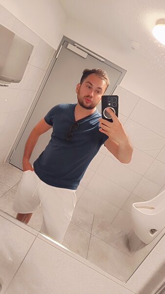 Caut fun sau de ce nu si relatie, o persoana de viata, deschisa